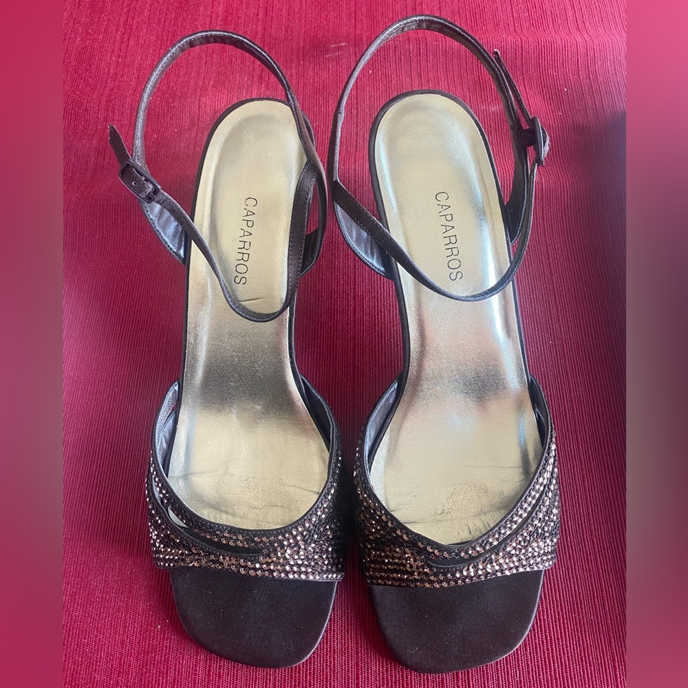 EUC Caparros Kacey sequin heel, Size 9